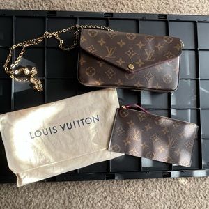 Louis Vuitton - Felicie Pochette